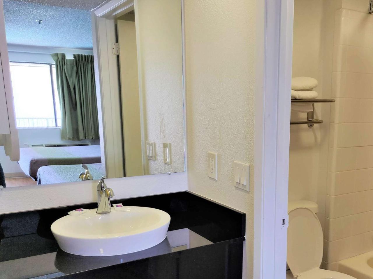 Studio 6-Fresno, Ca - Extended Stay Pinedale Exterior foto